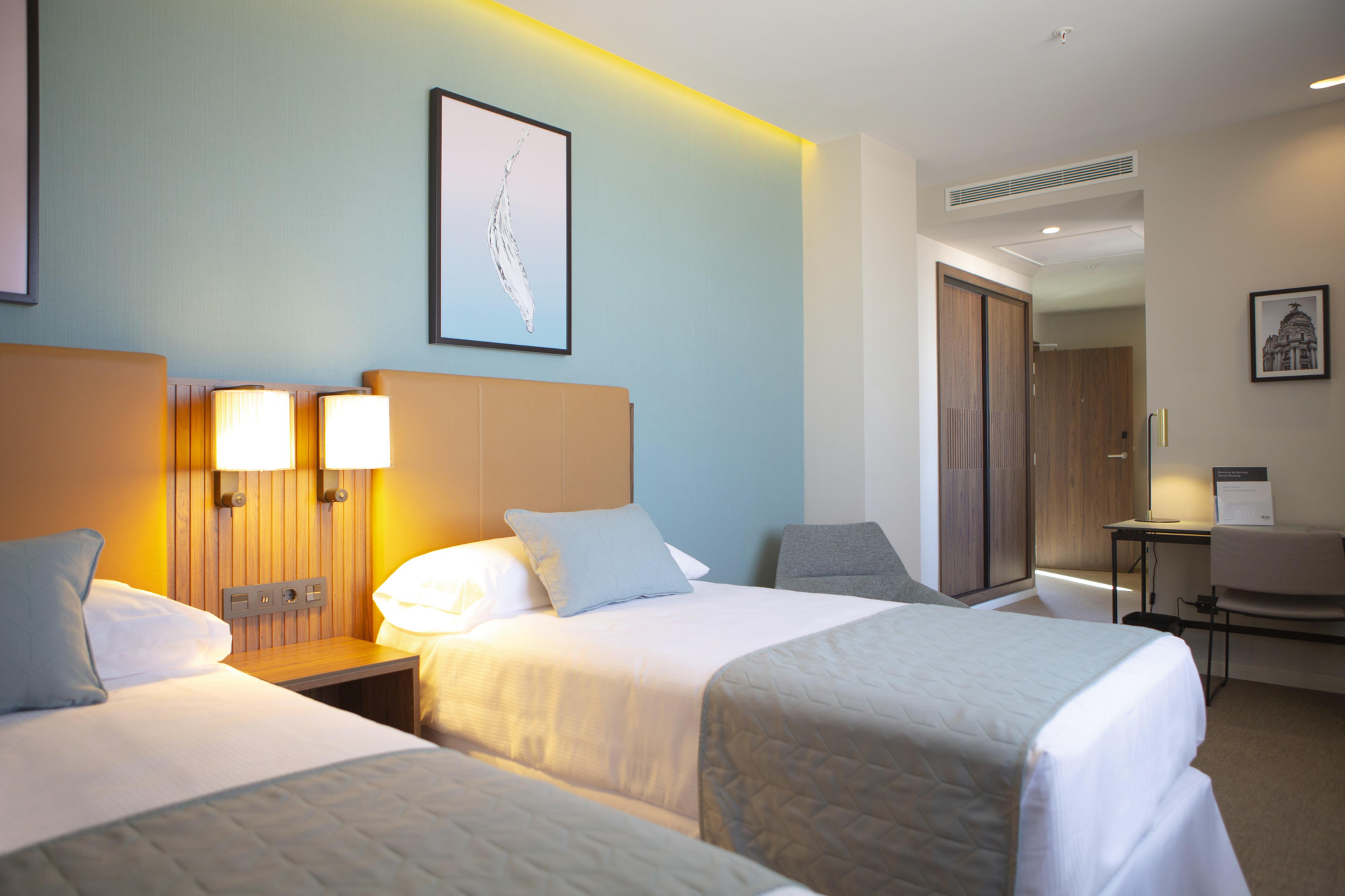 Riu Plaza Espana Madrid Exterior photo