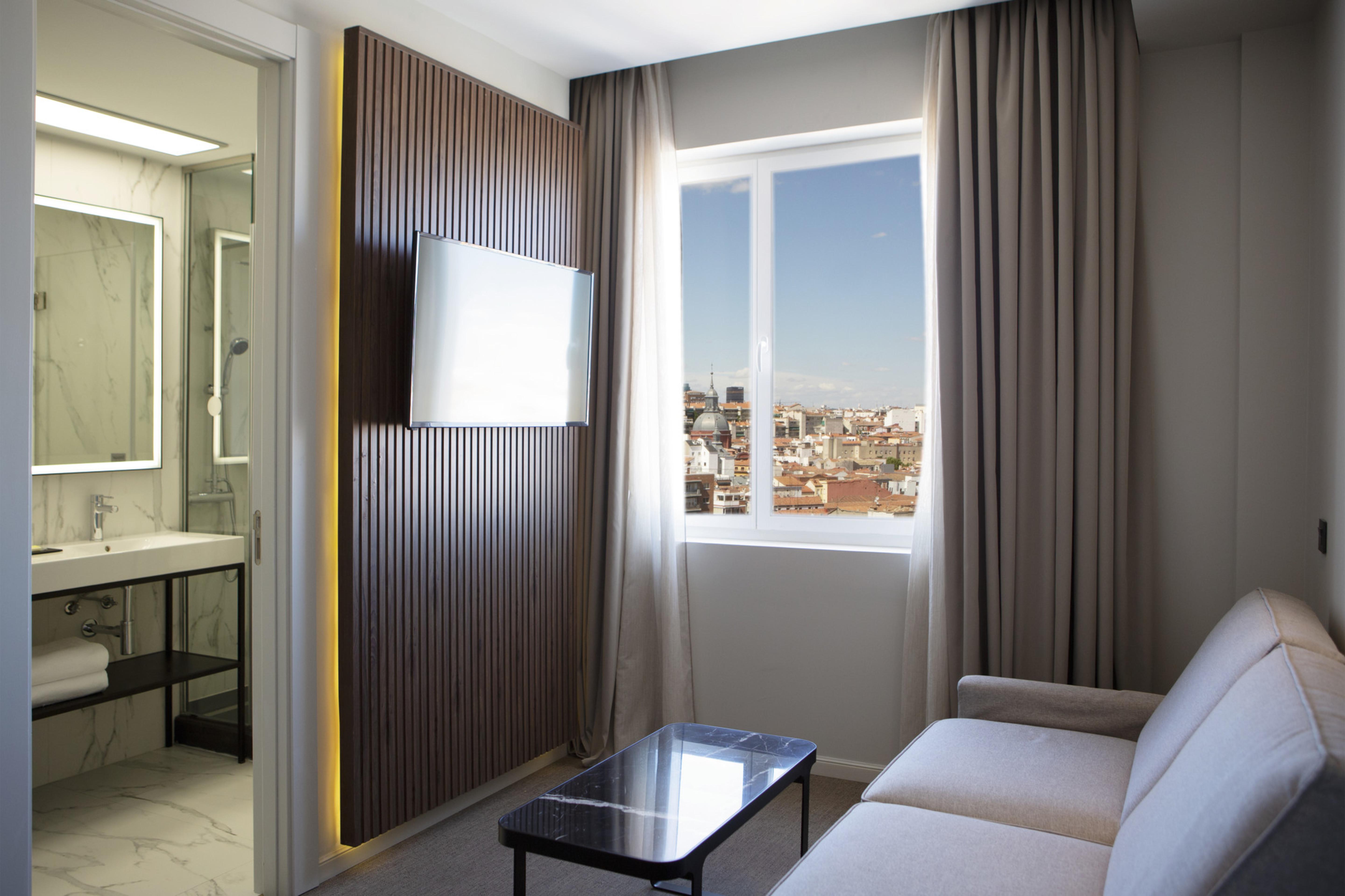 Riu Plaza Espana Madrid Exterior photo