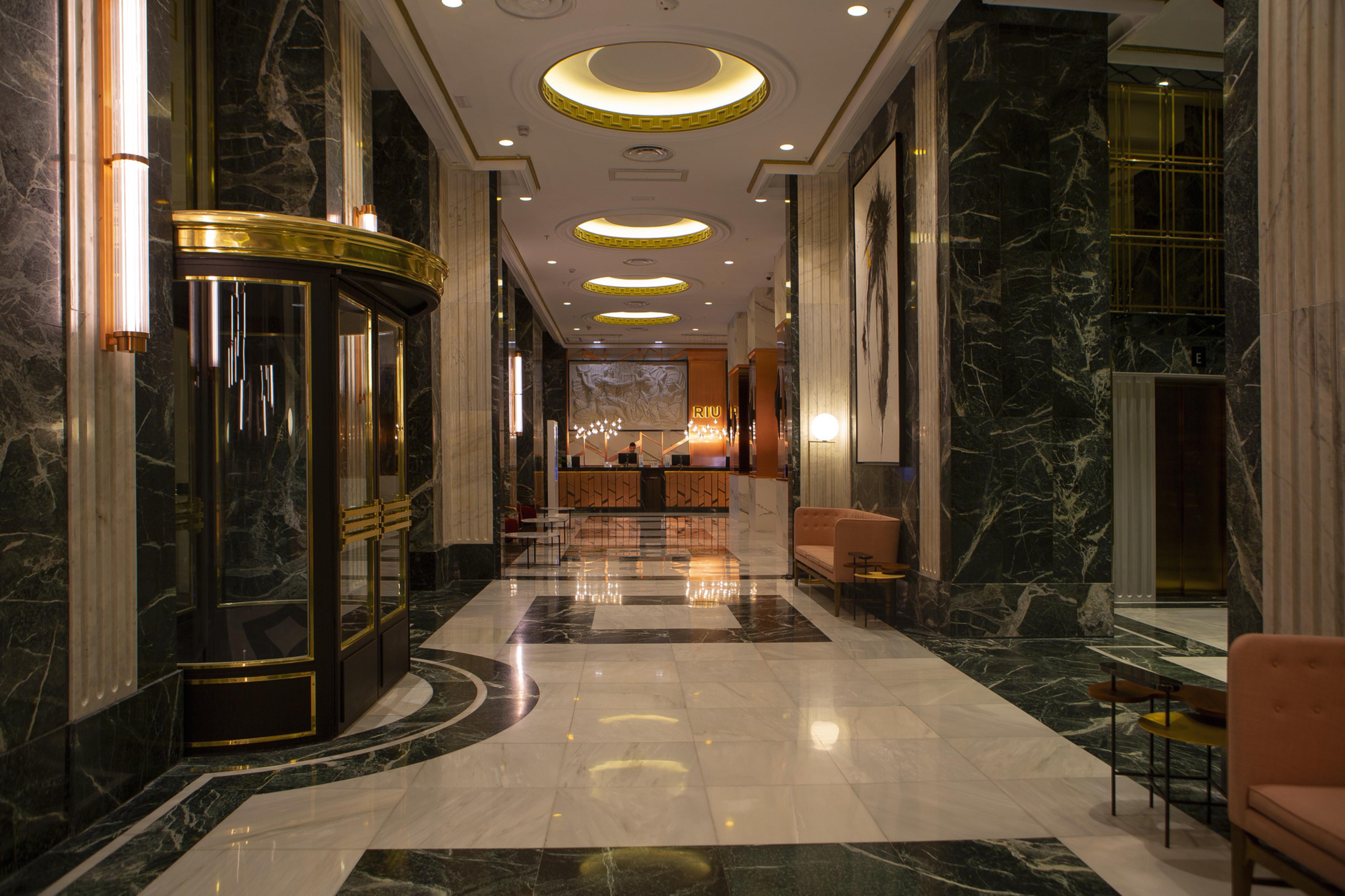 Riu Plaza Espana Madrid Exterior photo